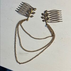 Gold Double Comb Hair Chain - Elegant Leaf Accent